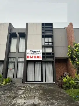 Rumah Suvarna Sutera (Ukuran 7x15 m)