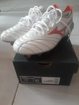 Sepatu Bola Mizuno Japan Original