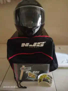 Dijual Helm fullface NJS zx1  solid black
