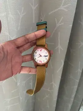 Jam tangan woodka