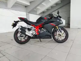 Honda cbr 250 rr