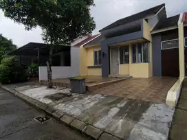 Rumah Siap Huni dilengkapi AC dan Furniture, Pindahan jadi Mudah