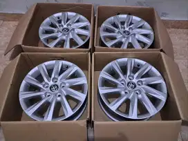 Velg innova zenix r16 original