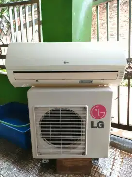 AC LG 1/2 pk low watt