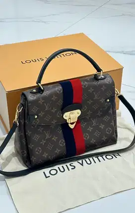 Louis Vuitton Georges MM Monogram Canvas 2018 Satchel