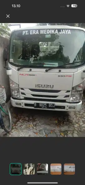 Dijual Truk Engkel kondisi prima KM rendah jarang dipakai