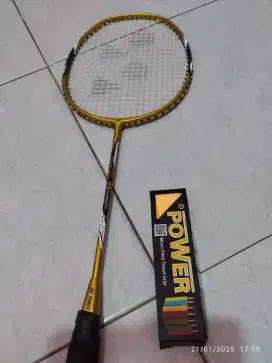 Dijual raket badminton yonex