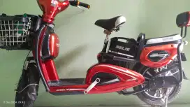 Sepeda listrik selis