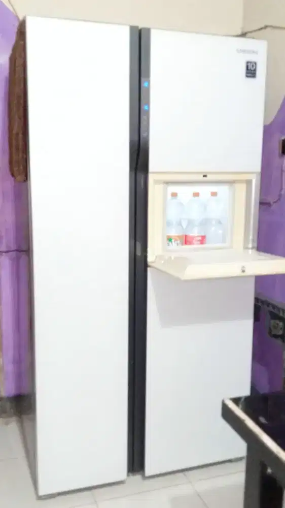 jual cepet kulkas SIDEBYSIDE SAMSUNG like new,normal,nego