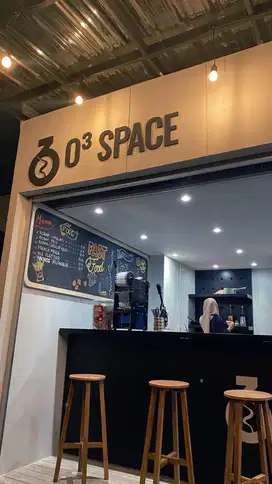 Lowongan Kerja Waiters Cafe 03 Space Semarang