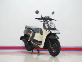 HONDA SCOOPY FASHION 2024 KM LOW & BERGARANSI MESIN 1TH/5000KM