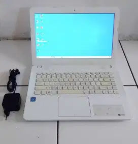 Laptop Asus VivoBook X441MA 4/1TB Mulus Original