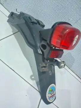 Spakbor Belakang Kawasaki w175 100% ORIGINAL