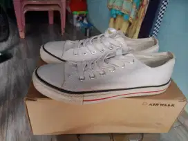 Sepatu Airwalk, Size 42, Second