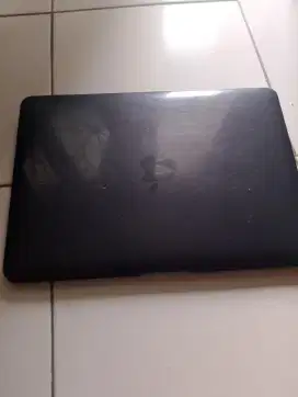 Dijual Macbook 11