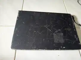 LAPTOP ACER KONDISI SECOND