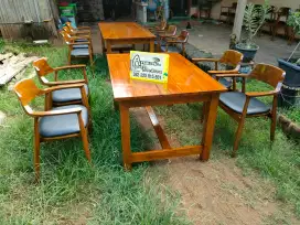 Meja makan cafe herosima full kayu jati