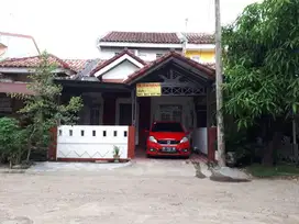 Disewakan rumah 2 lantai full furniture di tanjung bunga