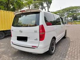 hyundai H1 2013 diesel # innova