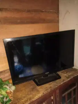 Tv sharp akuos rusak