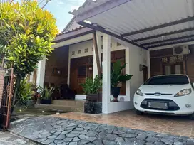 Rumah Asri Model Etnik Bata Ekspose dkt Stadion Maguwoharjo, SD Model