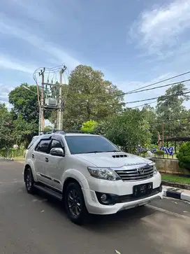 FORTUNER VNT G TRD MATIC 2012