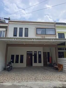 dijual rumah di perumahan eksklusif