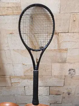 Jual Bekas - Raket Tenis Solinco Blackout