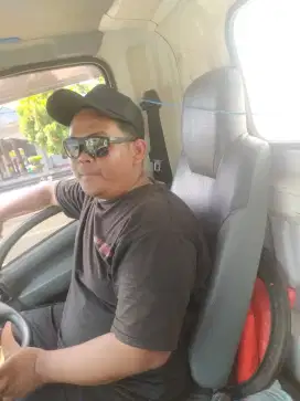 MENCARI PEKERJAAN SEBAGAI DRIVER