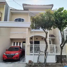 RUMAH ELEGAN PERUM GRAHA INDAH GAYUNGSARI SURABAYA