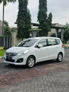 Dp 9jt,Ertiga GL manual 2015 facelif istimewah