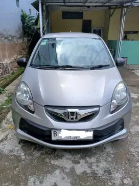 HONDA BRIO 1.2 MT CKD