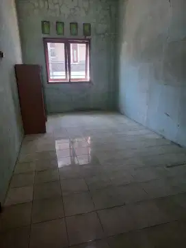 DISEWAKAN KAMAR KOST BULANAN