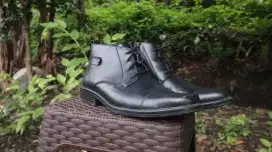 Sepatu Pantofel Boots Liberty Size 40