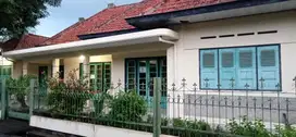 Kost Eyang Putri Solo