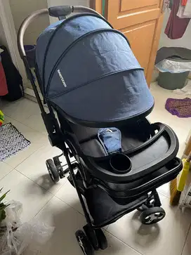 Stroller bayi Babydoes nexus r+