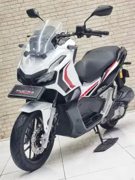 READY‼️ HONDA ADV 150 CBS TH 2021 WARNA FAVORIT PUTIH. RONY MUSTIKA