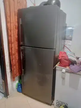 Kulkas Samsung 2 pintu jumbo