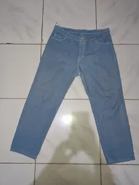 Celana jeans wanita