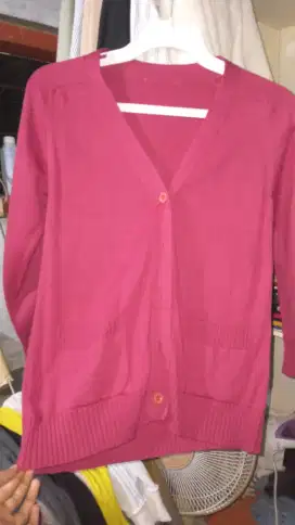 Cardigan Wanita Maroon