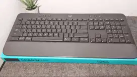 Logitech Signature K650 Keyboard Wireless Bluetooth Comfort - Hitam