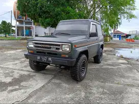 Daihatsu taft 1988 mantap