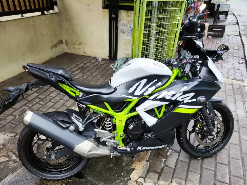 Kawasaki Ninja 250 SL 2021 Putih