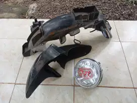 Dijual lampu depan tiger revo