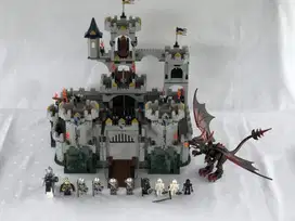 Lego castle vintage 7094 - Castle Siege Crown knights