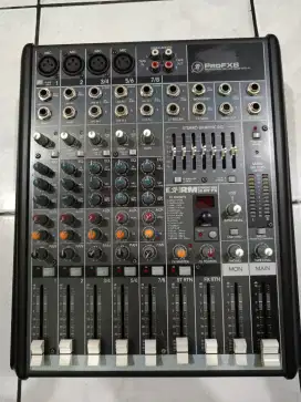Mixer Mackie Profx8