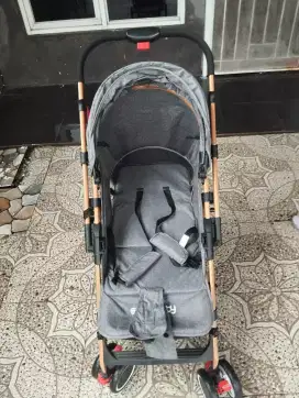 Stroller merk space baby pemakaian baru 6 bulan