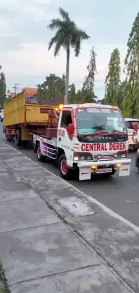 Derek towing ( 24 jam )