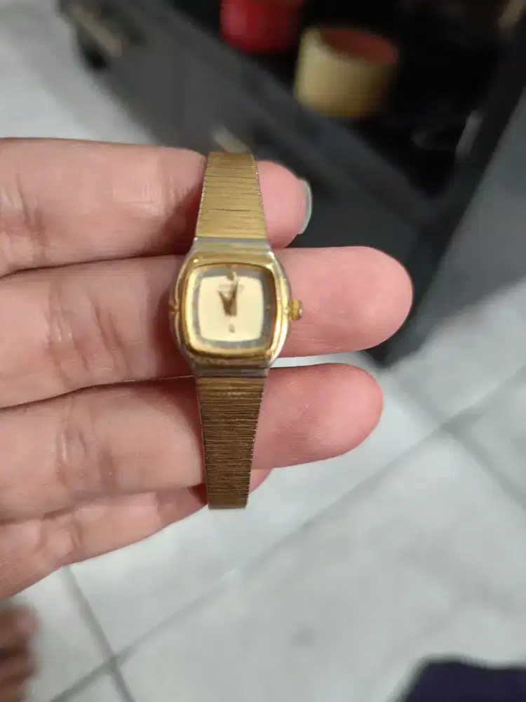 Jam Tangan Classic Vintage Citizen Tank Gold