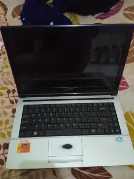 Laptop Second Core i3 380M / Ram 4GB / HDD 500GB